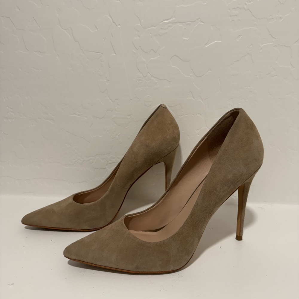 “Something Navy” Tan Suede Pumps